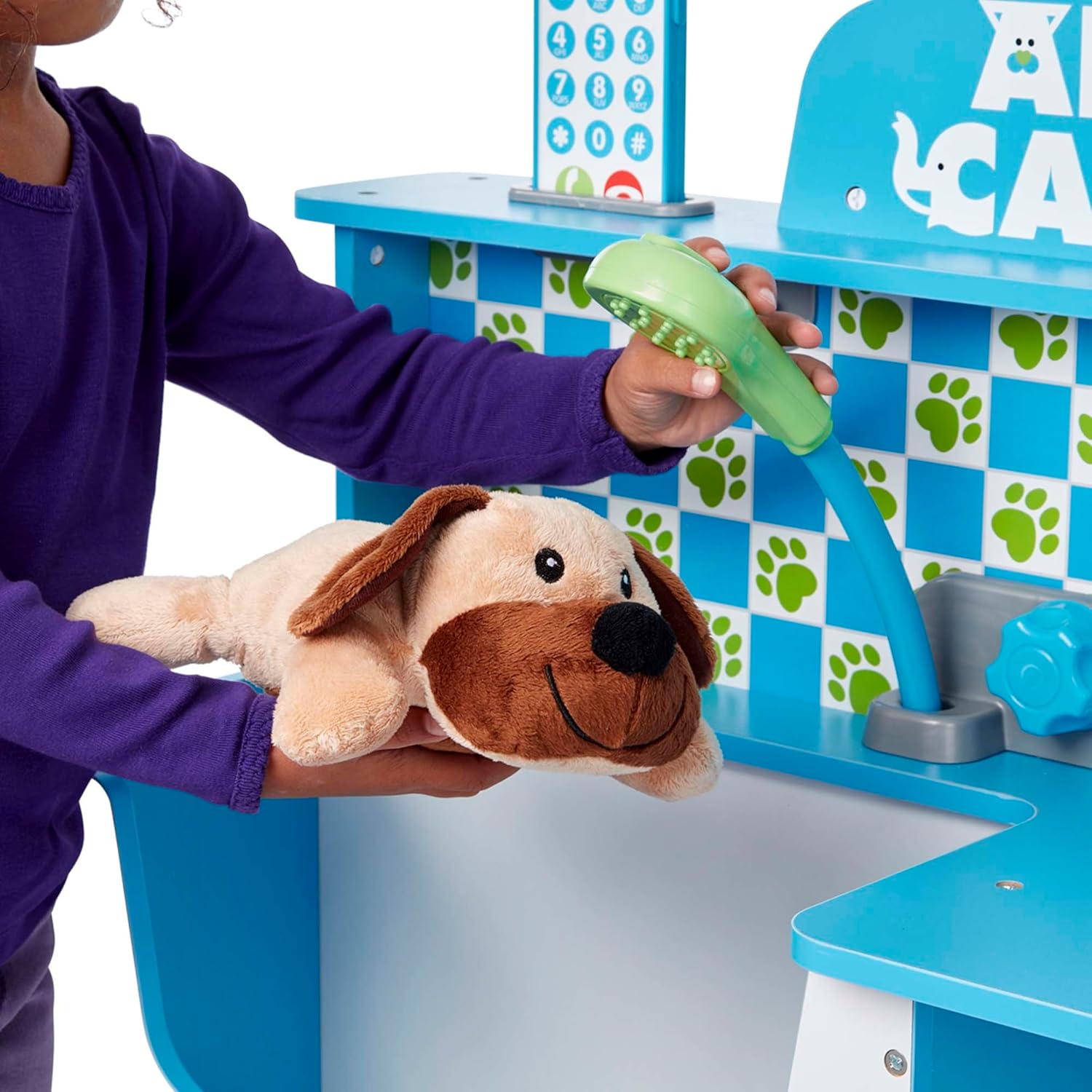 Melissa & Doug Wooden Animal Care Vet Activity Centre