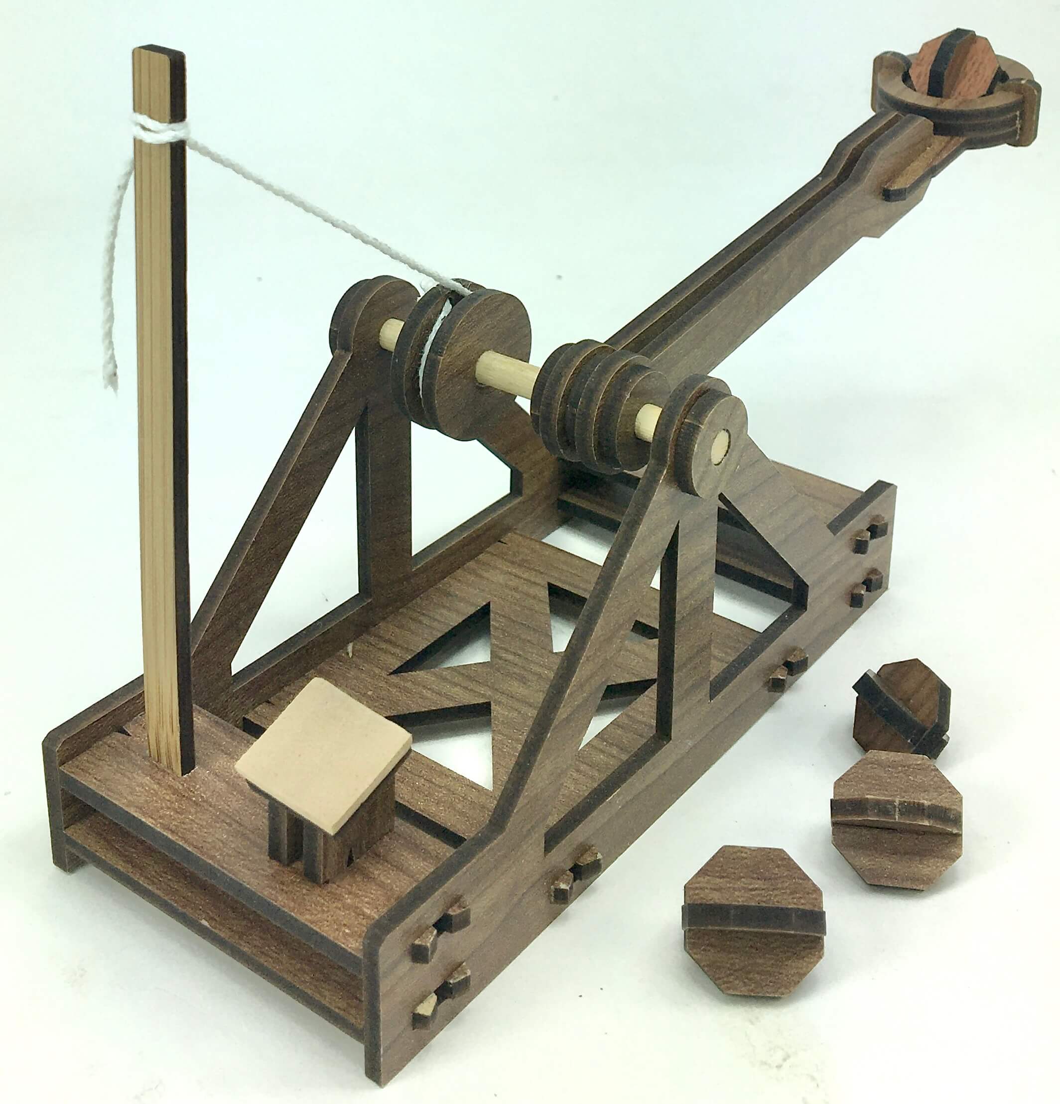 Mini Leonardo Da Vinci Catapult