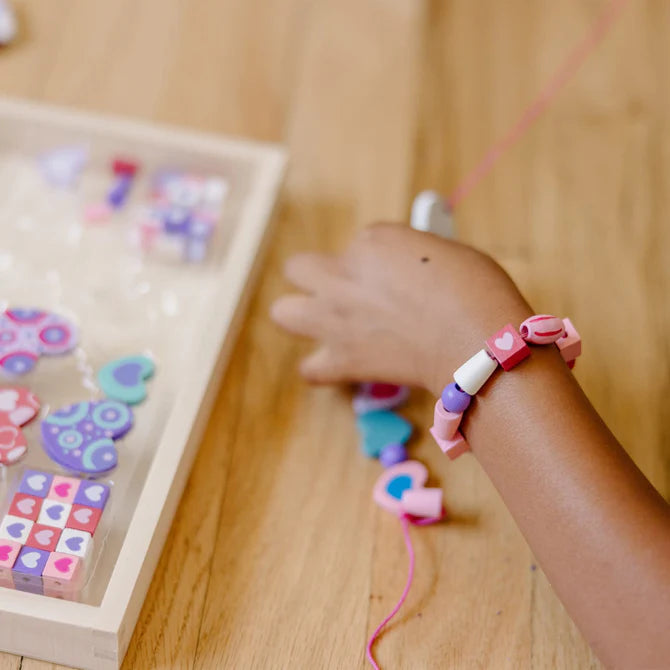 Created by Me! Heart Beads Wooden Bead Kit Melissa & Doug