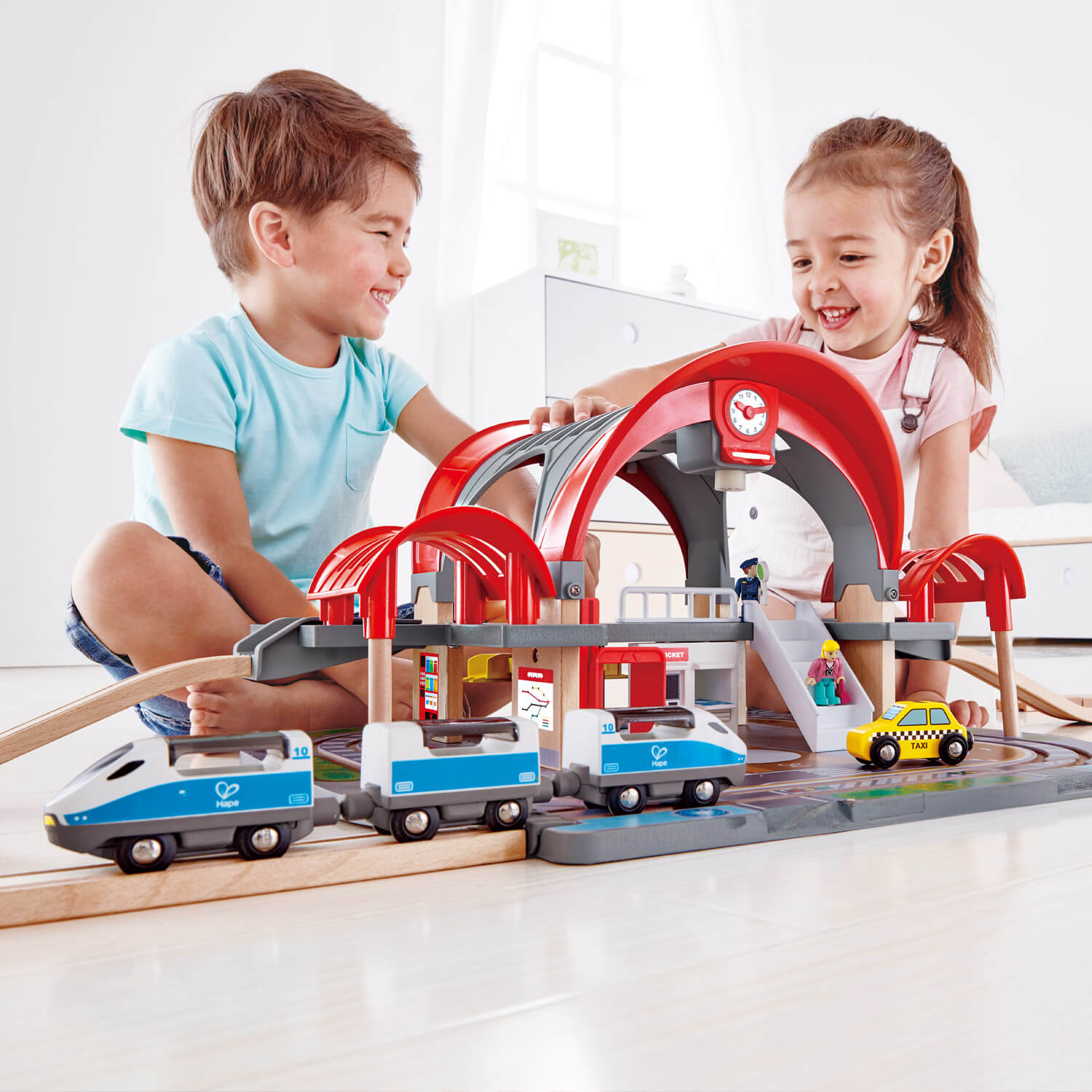 Hape Grand City Station Wooden Railway Set